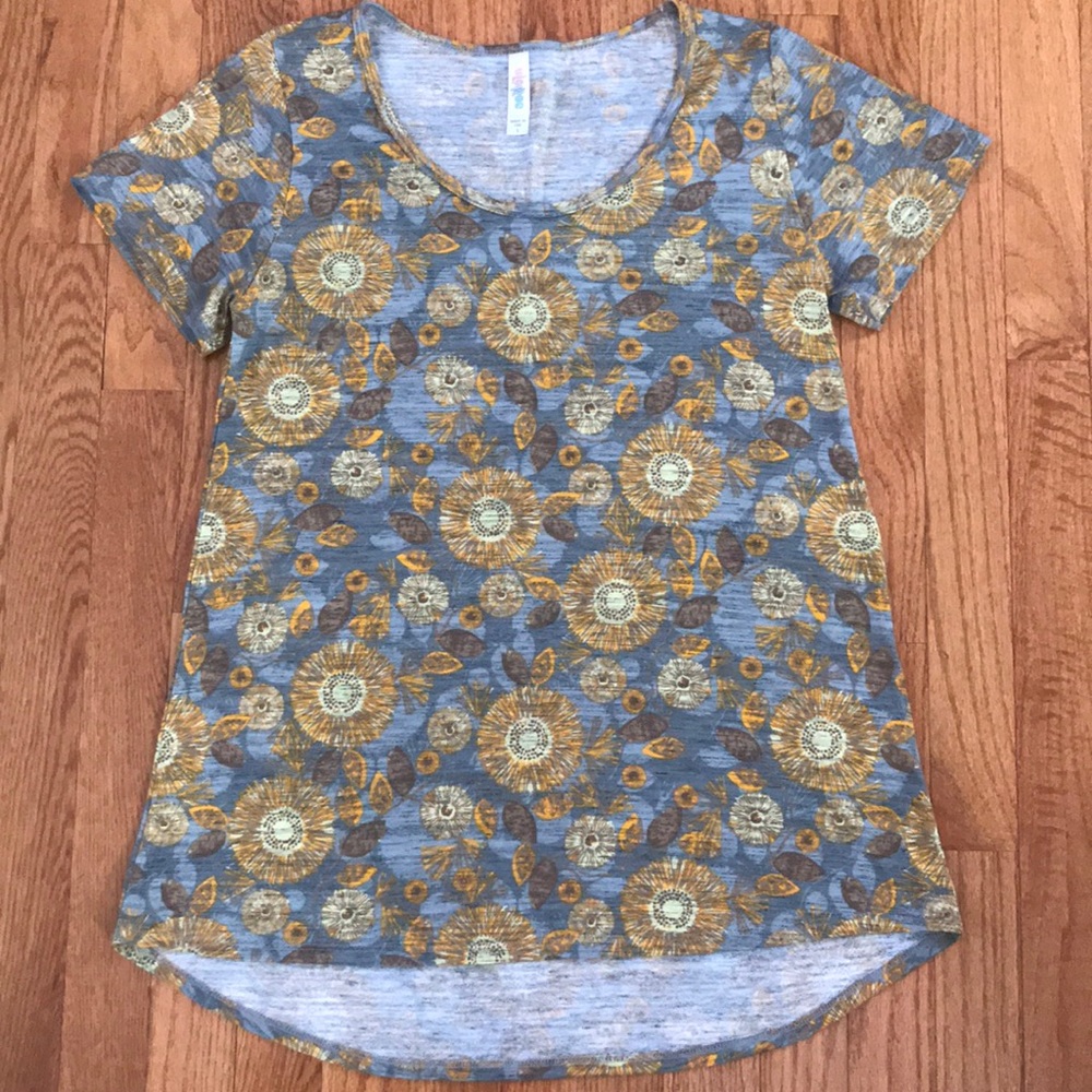 LuLaRoe Classic T